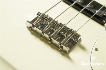 DMB-206 - Vintage White